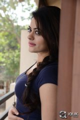 Shruti Sodhi Interview About Pataas Movie